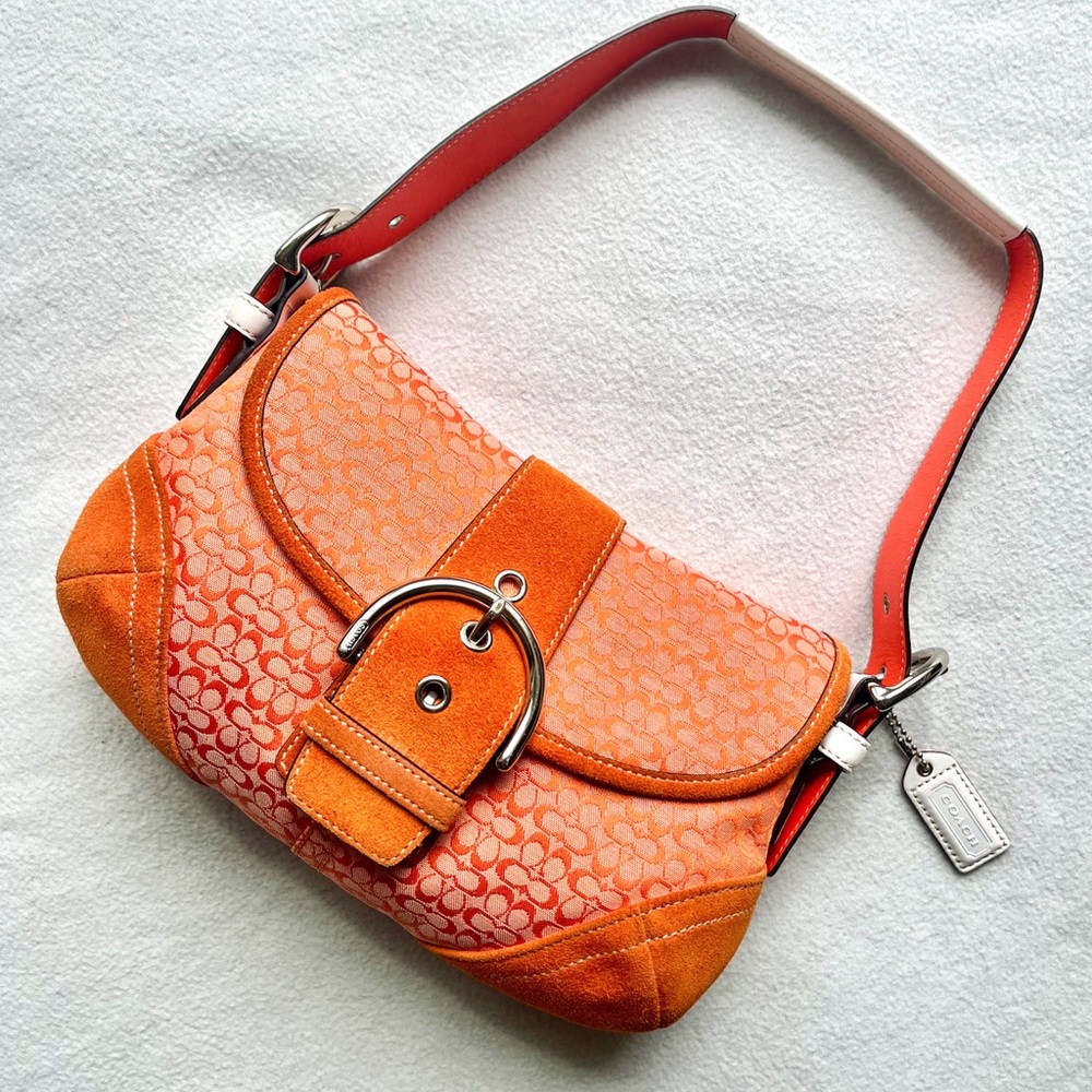 Rare Vintage COACH Soho Buckle Flap Shoulder Bag Orange Style 6818 Y2K